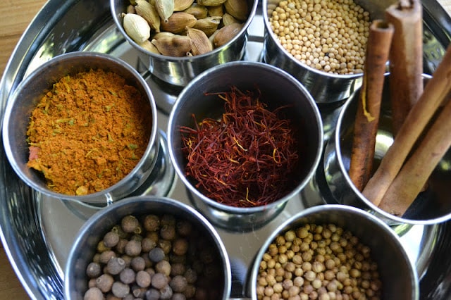 Mellanöstern inspirerad rätt: Kycklingfile med fruktig couscoussallad